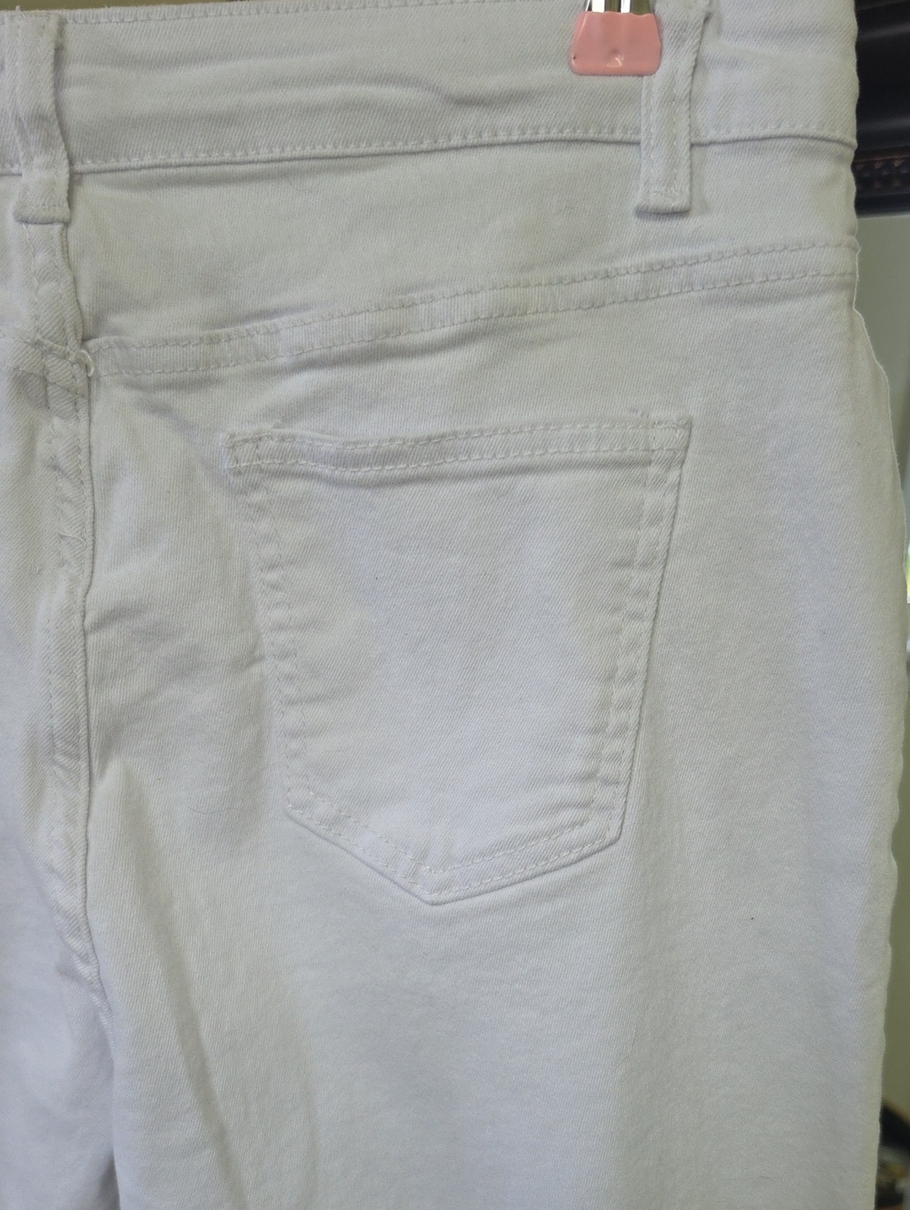 Women’s High-Waist White Button-Fly Skinny Jeans - Picture 5 of 10